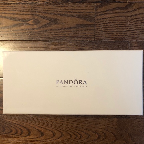 Leather Pandora Jewelry Roll for Travel NWT - Picture 2 of 3